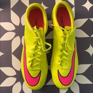 Nike Mercurial Womens Soccer Shoes